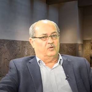 Dr. Robin Bet-Shmuel Dr. Robin Bet-Shmuel